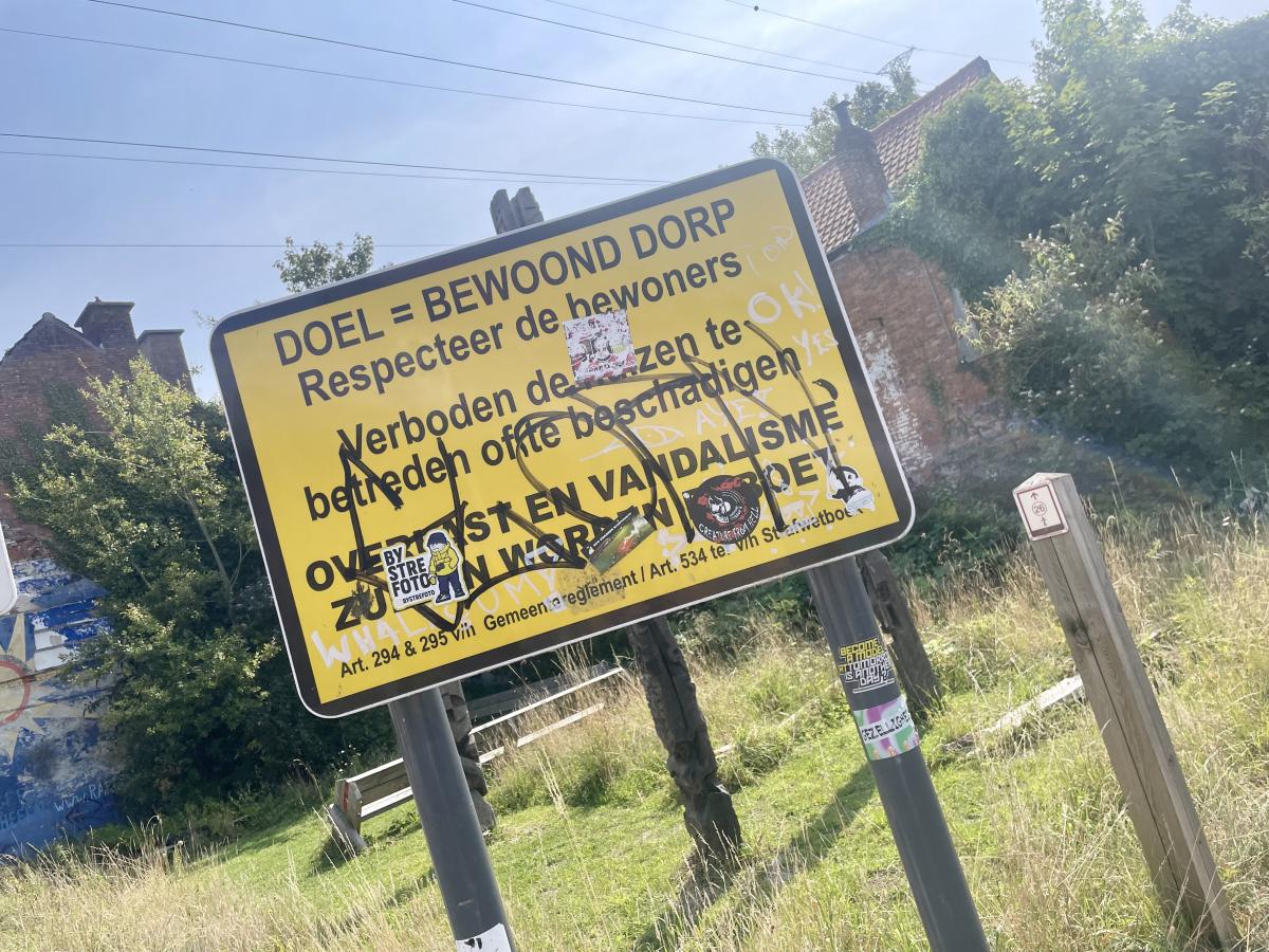 Stadswandeling Doel (spookstad Belgi&euml;)